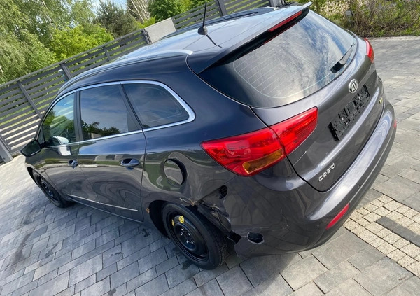 Kia Ceed cena 23900 przebieg: 163900, rok produkcji 2013 z Świecie małe 379